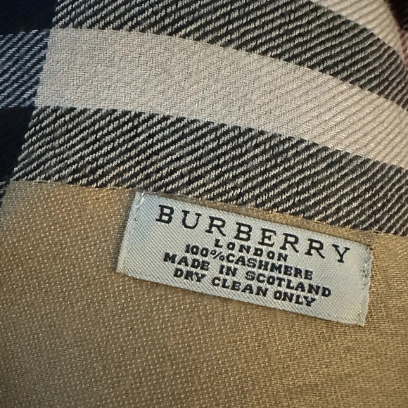 Burberry Tan and Black Checkered Scarf - Picture 10 of 10